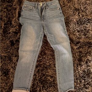 Madewell Perfect Vintage, Size 26 cropped, high waist, lighter wash